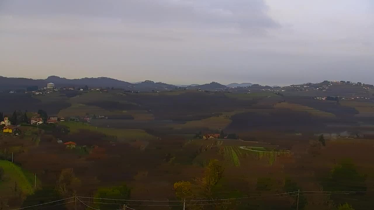 Brezmejna spletna kamera Nova Gorica in Gorica!