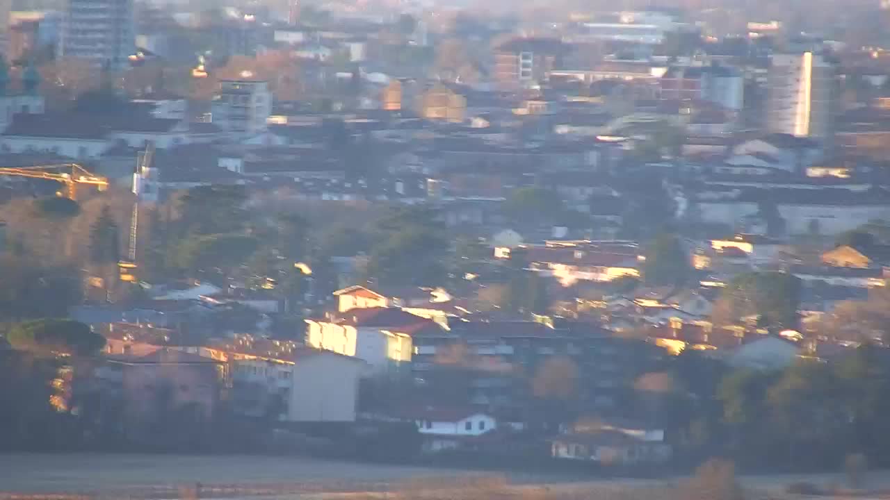 Brezmejna spletna kamera Nova Gorica in Gorica!