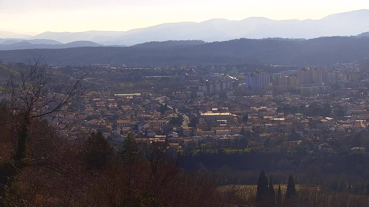 Grenzenlose Webcam: Nova Gorica und Gorizia / Görz live erleben!
