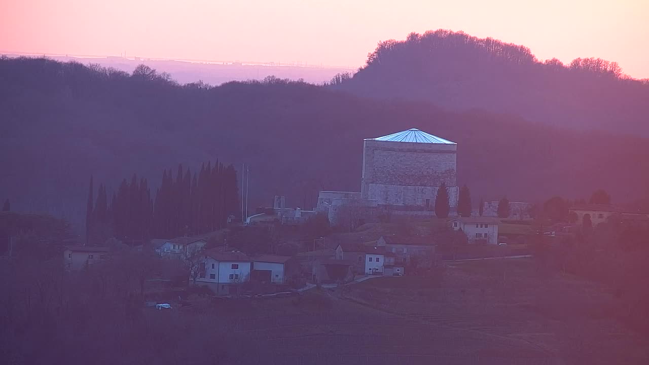 Scopri la Webcam Senza Confini tra Nova Gorica e Gorizia!
