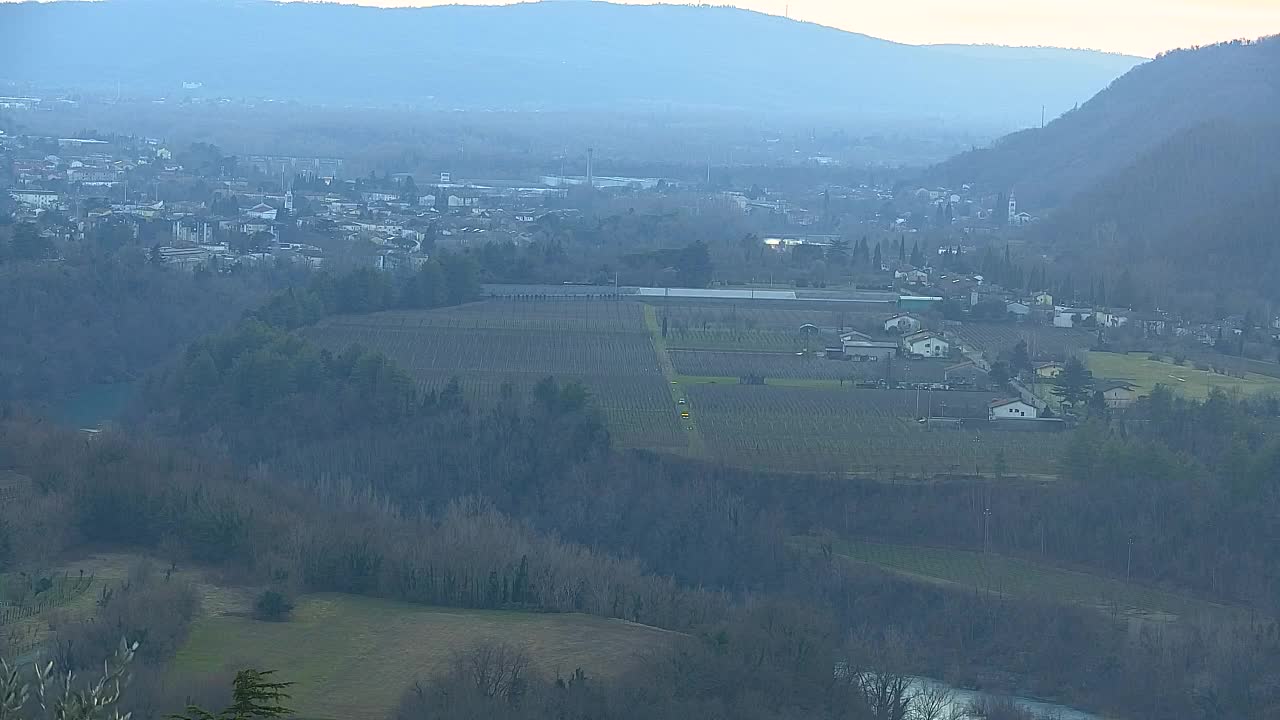 Brezmejna spletna kamera Nova Gorica in Gorica!
