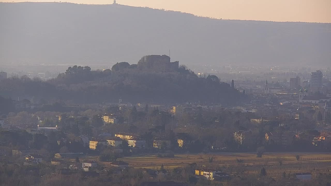 Borderless webcam of Nova Gorica and Gorizia