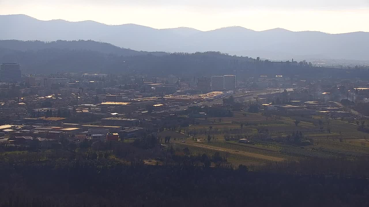 Grenzenlose Webcam: Nova Gorica und Gorizia / Görz live erleben!