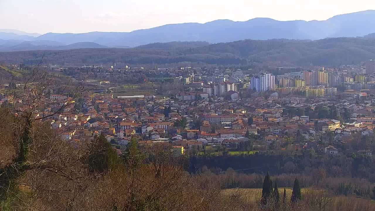 Borderless webcam of Nova Gorica and Gorizia