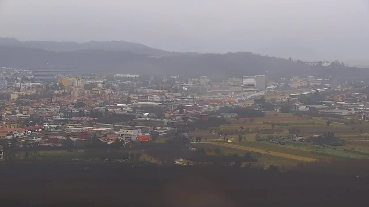 Otkrijte Beskrajnu Web Kameru Nova Gorica i Gorica!