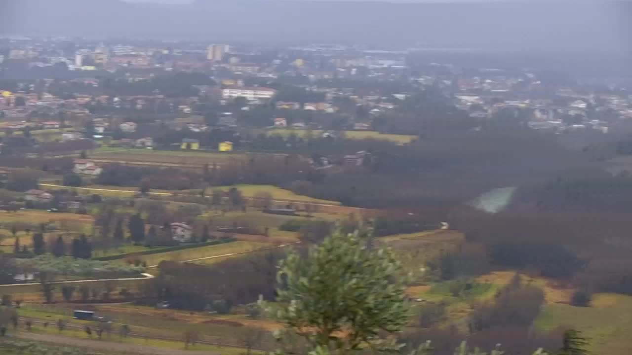 Brezmejna spletna kamera Nova Gorica in Gorica!