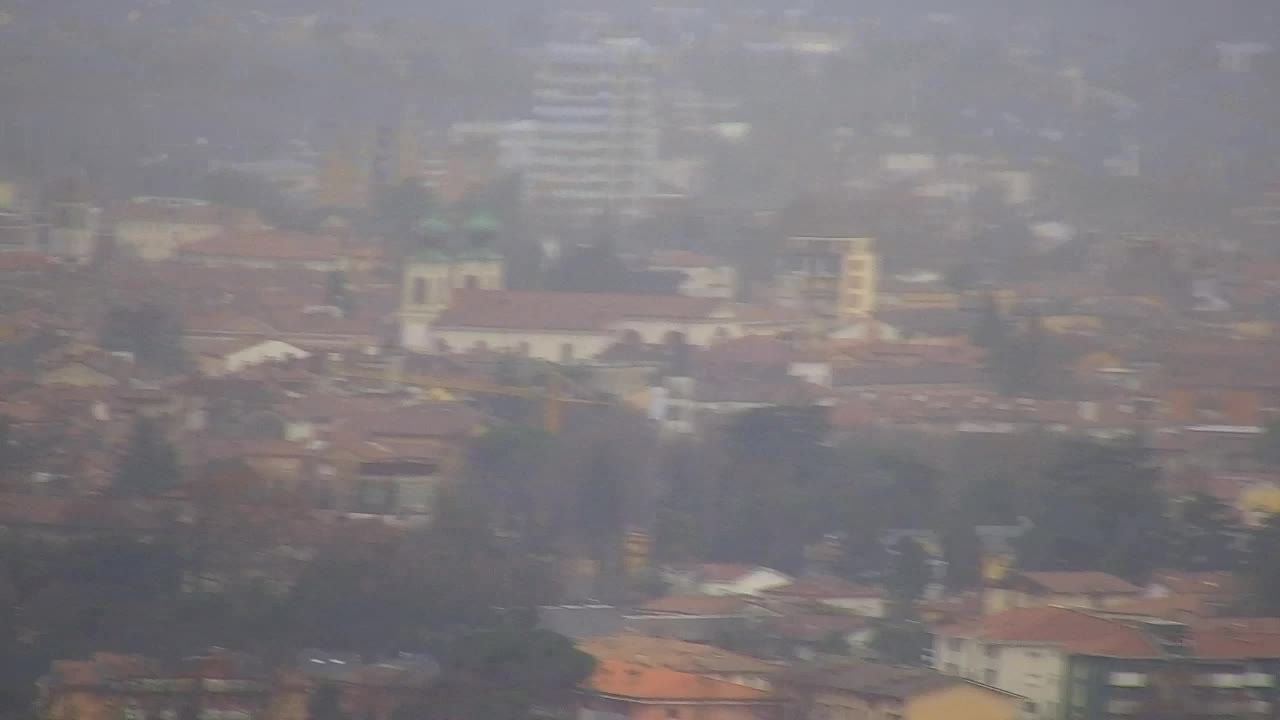 Brezmejna spletna kamera Nova Gorica in Gorica!