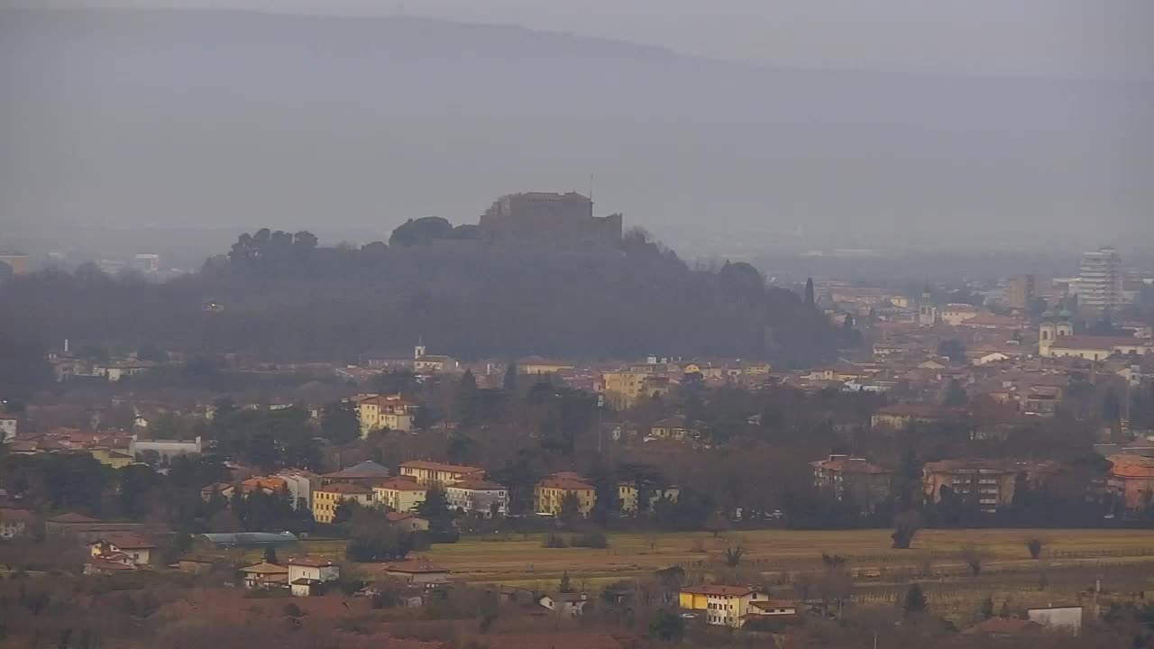 Brezmejna spletna kamera Nova Gorica in Gorica!
