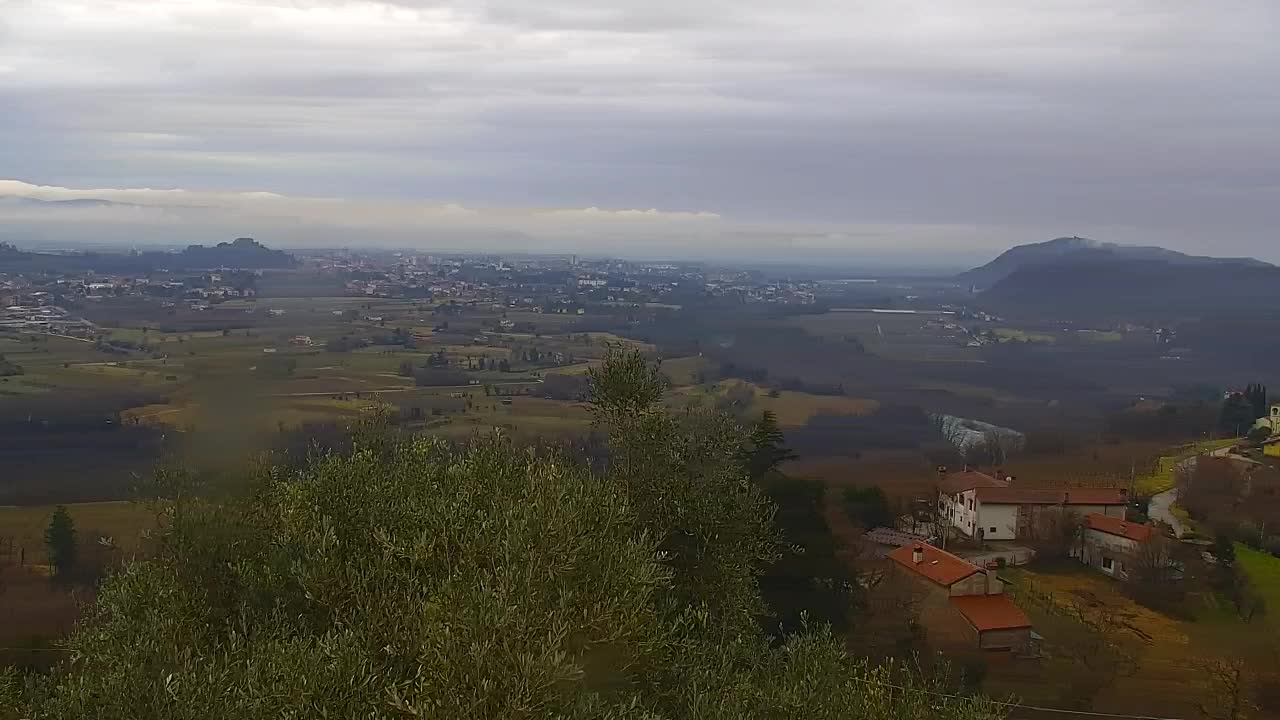 Brezmejna spletna kamera Nova Gorica in Gorica!