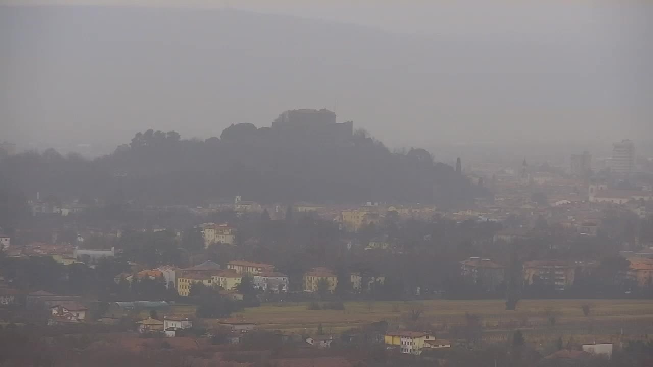 Brezmejna spletna kamera Nova Gorica in Gorica!