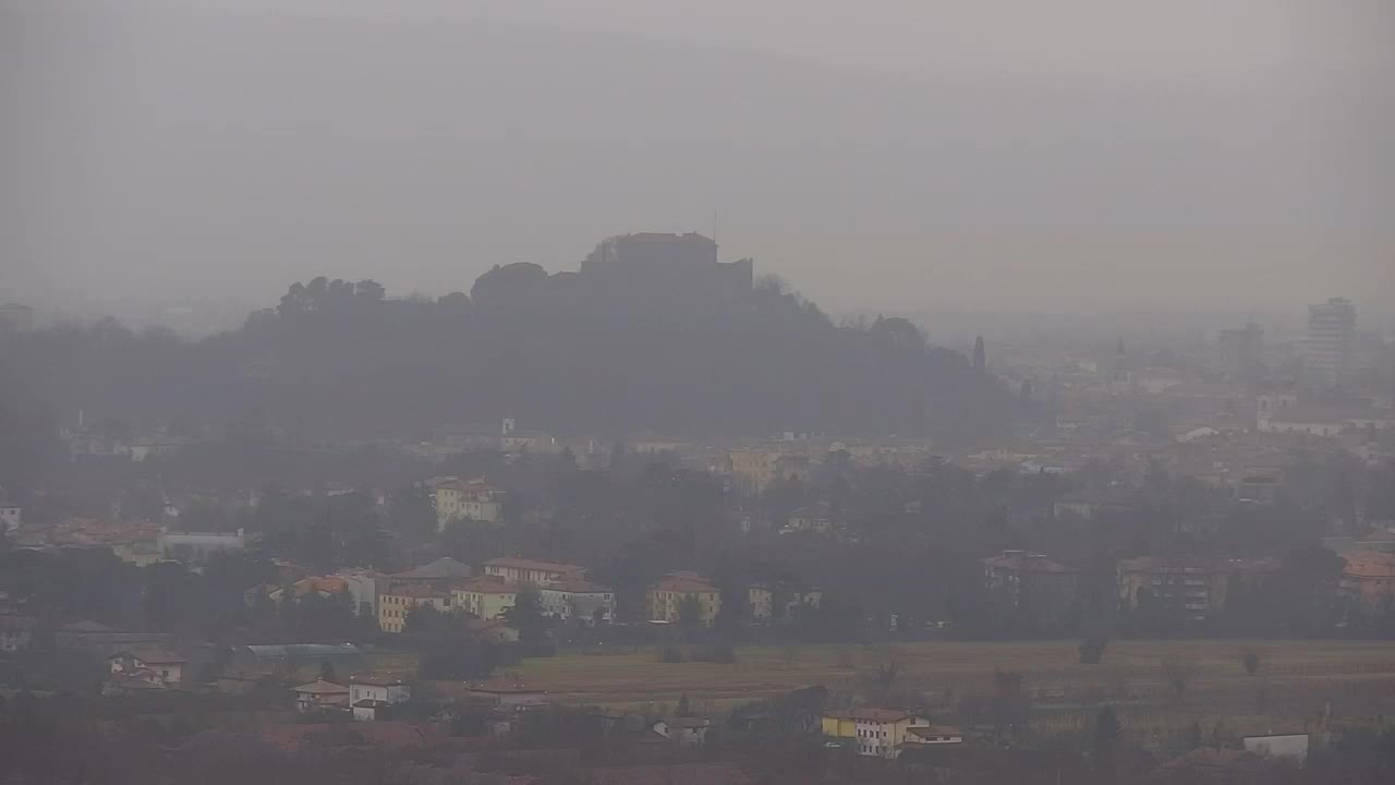 Brezmejna spletna kamera Nova Gorica in Gorica!