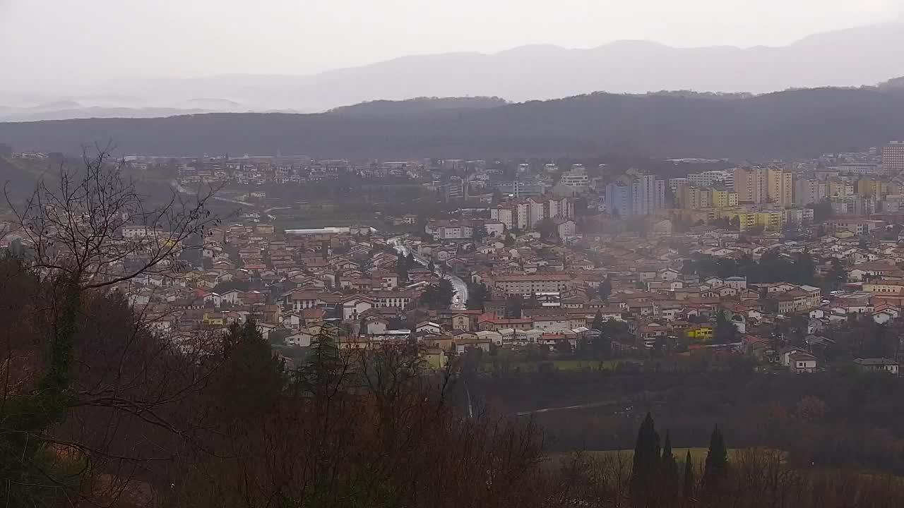 Brezmejna spletna kamera Nova Gorica in Gorica!