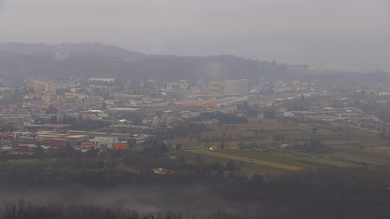 Brezmejna spletna kamera Nova Gorica in Gorica!