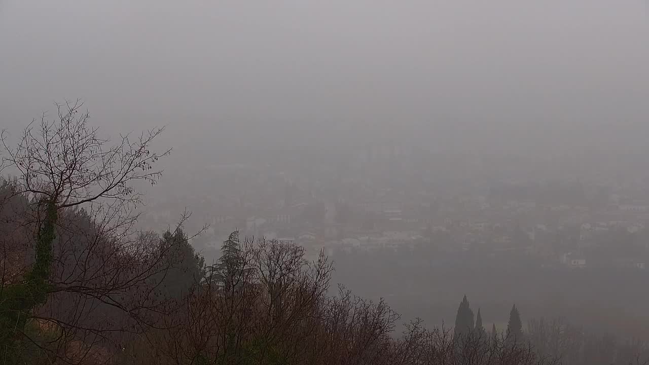 Otkrijte Beskrajnu Web Kameru Nova Gorica i Gorica!