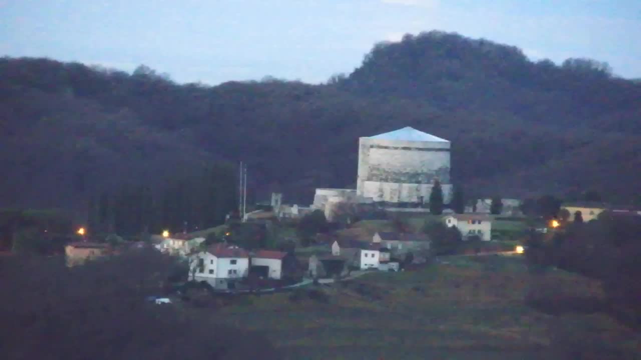 Borderless webcam of Nova Gorica and Gorizia