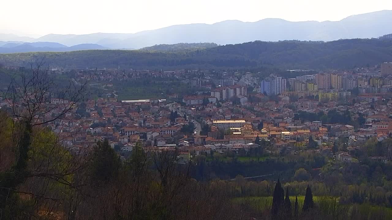 Grenzenlose Webcam: Nova Gorica und Gorizia / Görz live erleben!