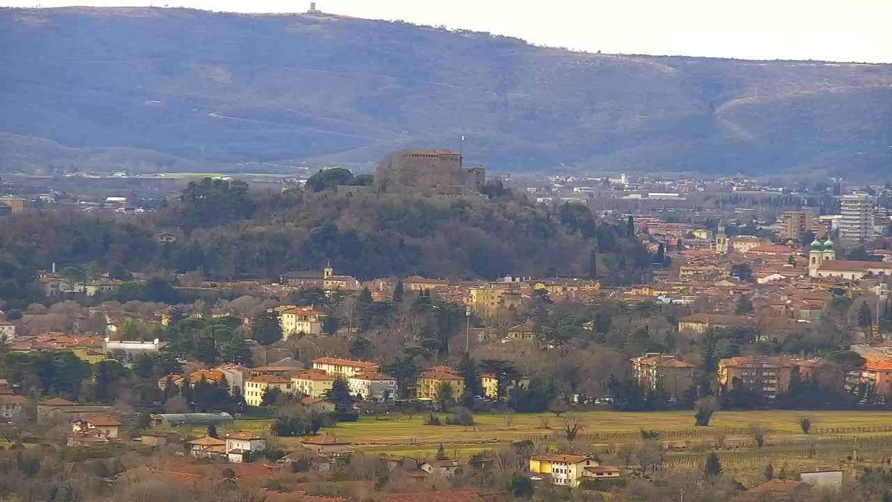 Brezmejna spletna kamera Nova Gorica in Gorica!