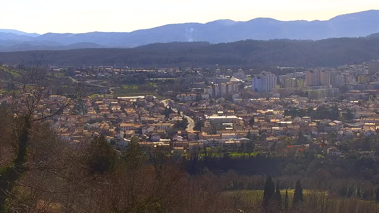 Borderless webcam of Nova Gorica and Gorizia