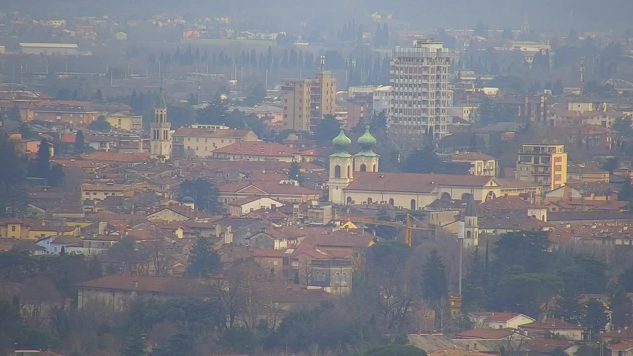 Borderless webcam of Nova Gorica and Gorizia