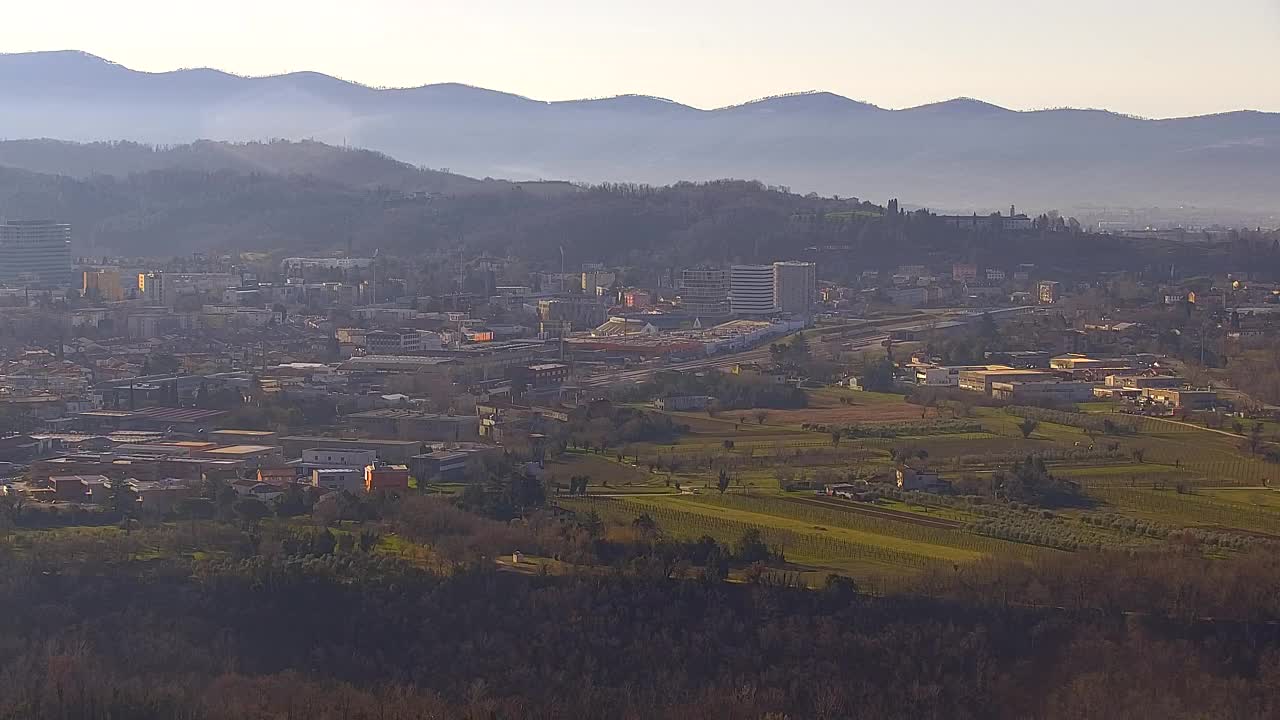 Grenzenlose Webcam: Nova Gorica und Gorizia / Görz live erleben!