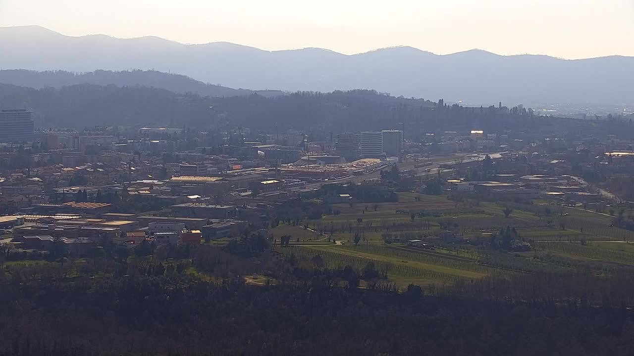 Grenzenlose Webcam: Nova Gorica und Gorizia / Görz live erleben!