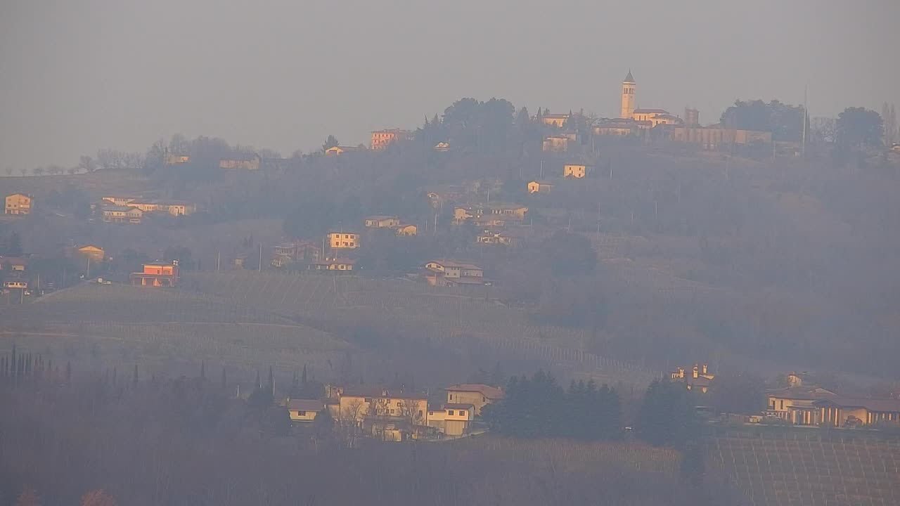 Brezmejna spletna kamera Nova Gorica in Gorica!