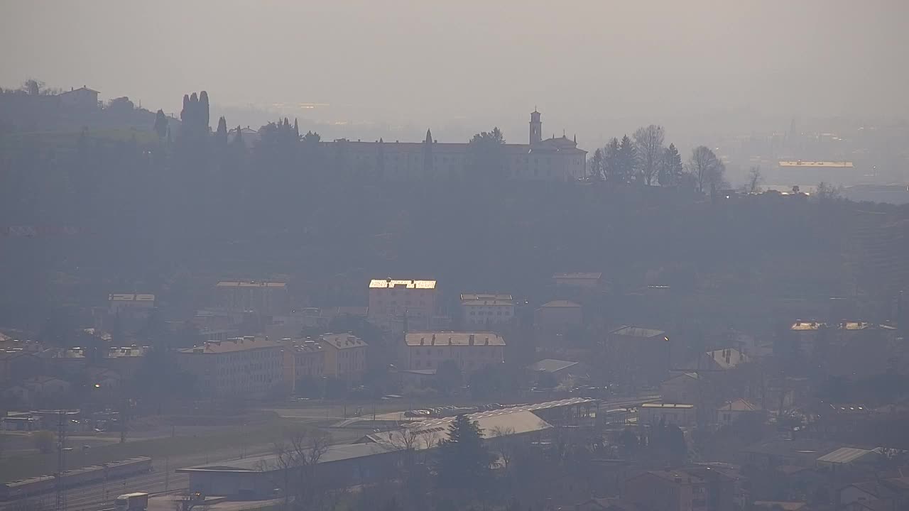 Borderless webcam of Nova Gorica and Gorizia