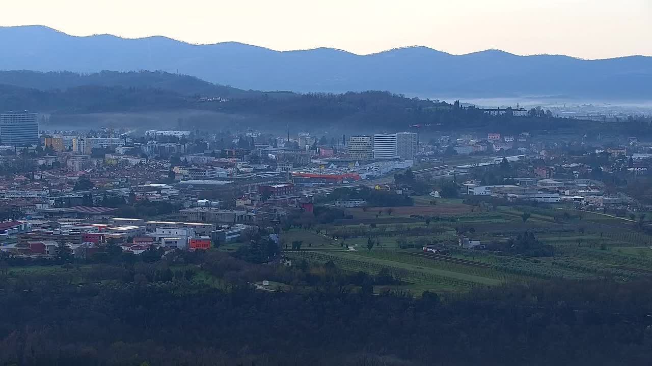 Borderless webcam of Nova Gorica and Gorizia