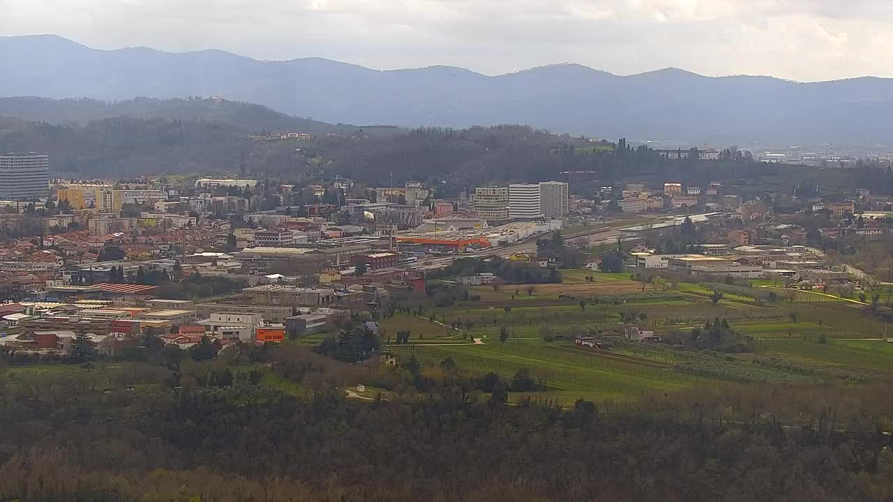 Scopri la Webcam Senza Confini tra Nova Gorica e Gorizia!