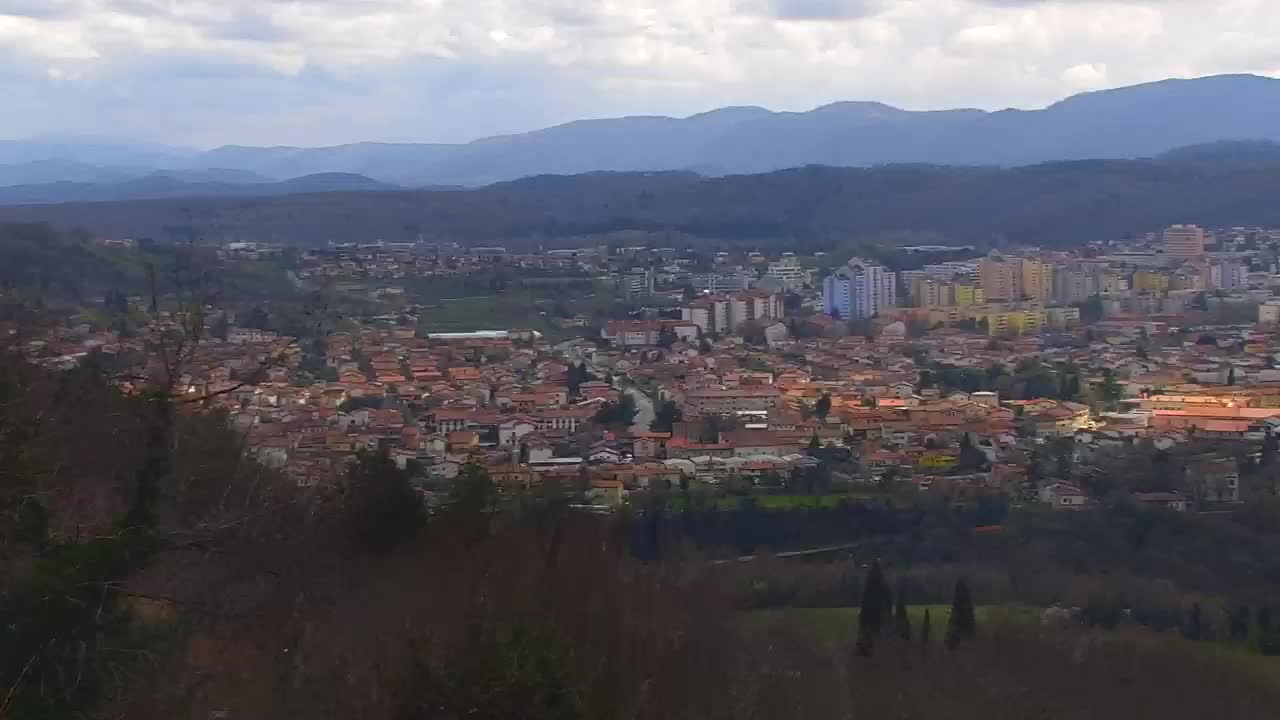 Borderless webcam of Nova Gorica and Gorizia