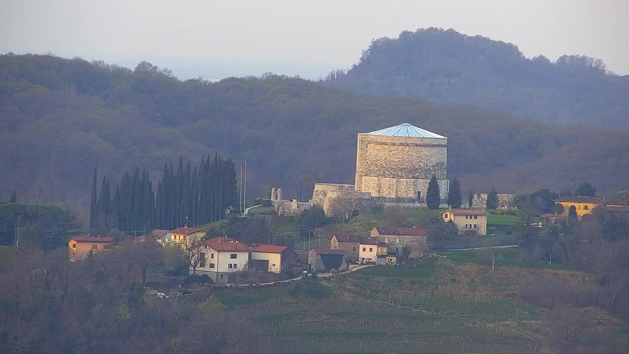 Grenzenlose Webcam: Nova Gorica und Gorizia / Görz live erleben!