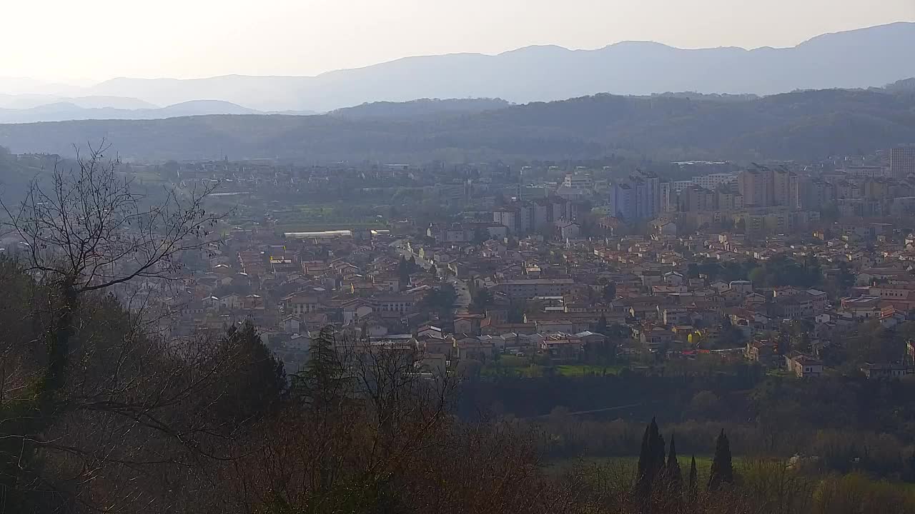 Grenzenlose Webcam: Nova Gorica und Gorizia / Görz live erleben!
