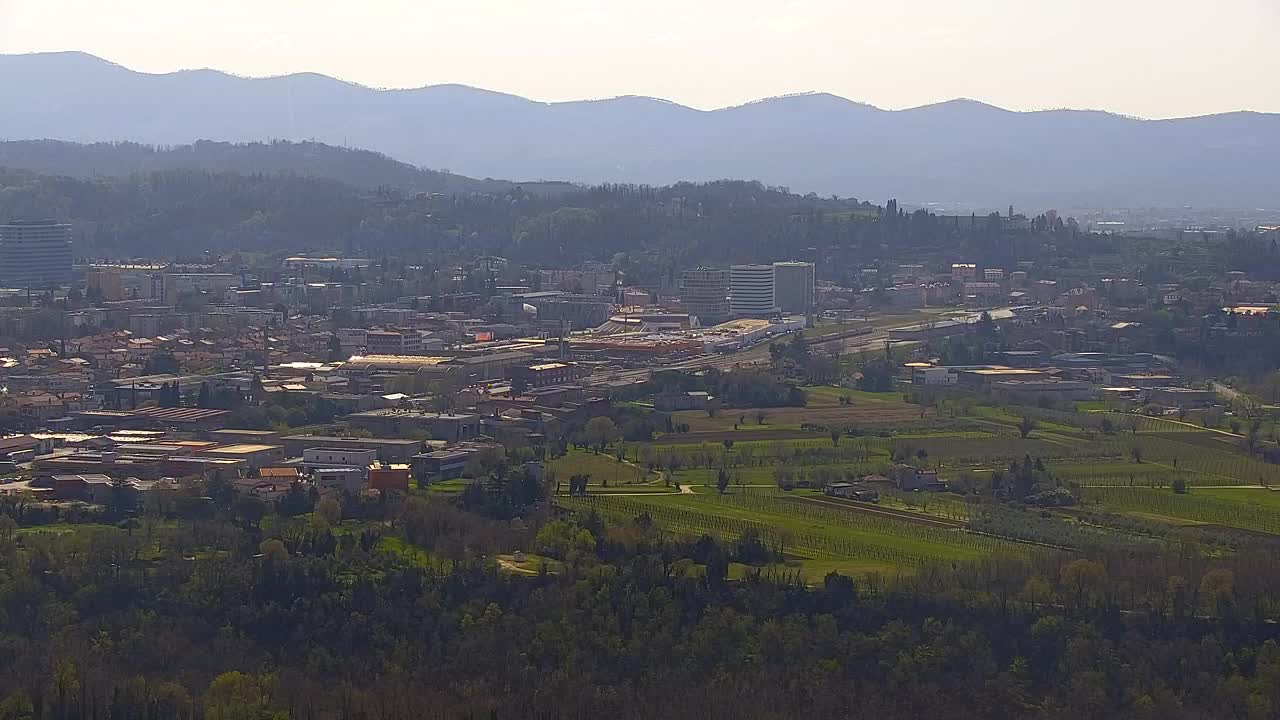 Scopri la Webcam Senza Confini tra Nova Gorica e Gorizia!