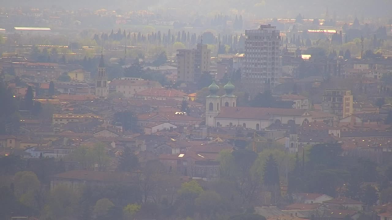 Brezmejna spletna kamera Nova Gorica in Gorica!