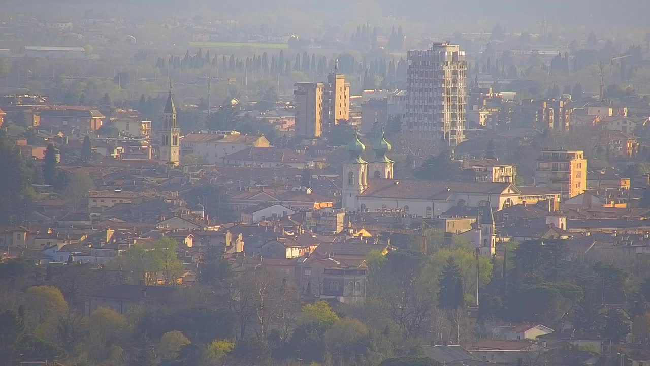 Borderless webcam of Nova Gorica and Gorizia