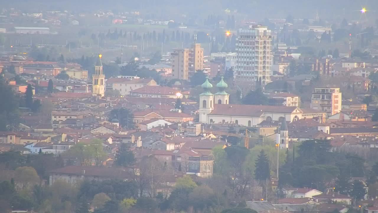 Grenzenlose Webcam: Nova Gorica und Gorizia / Görz live erleben!