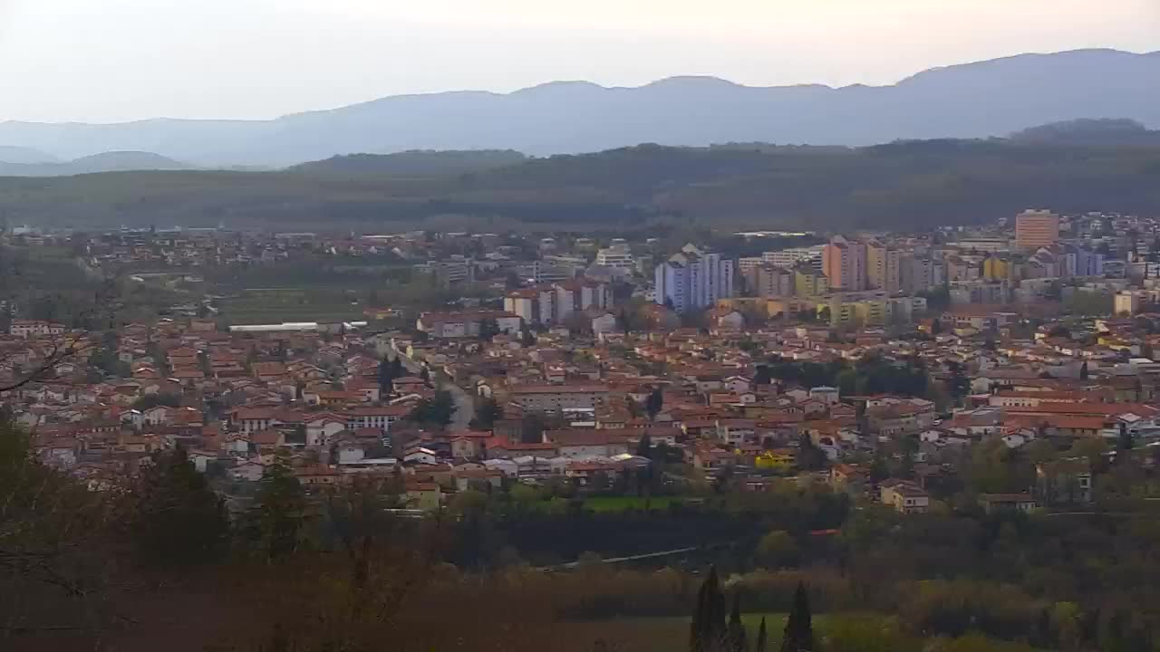Borderless webcam of Nova Gorica and Gorizia