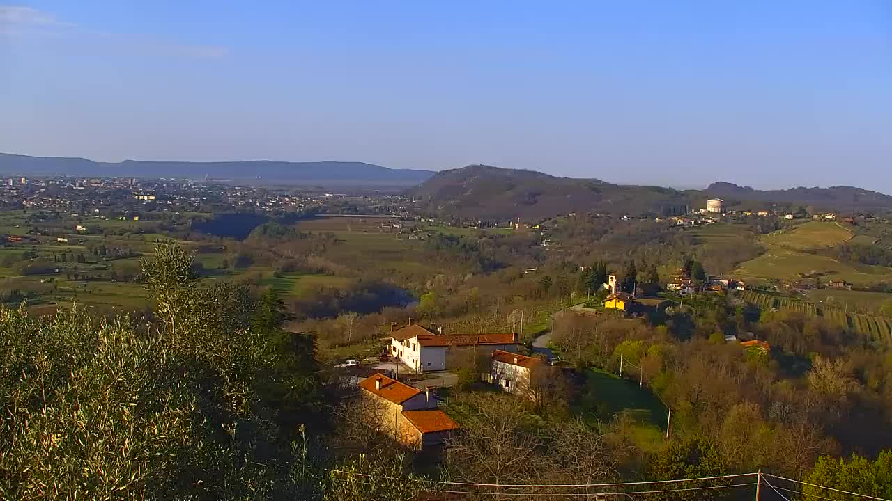Borderless webcam of Nova Gorica and Gorizia