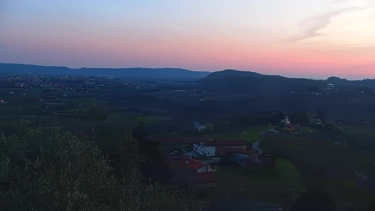 Borderless webcam of Nova Gorica and Gorizia