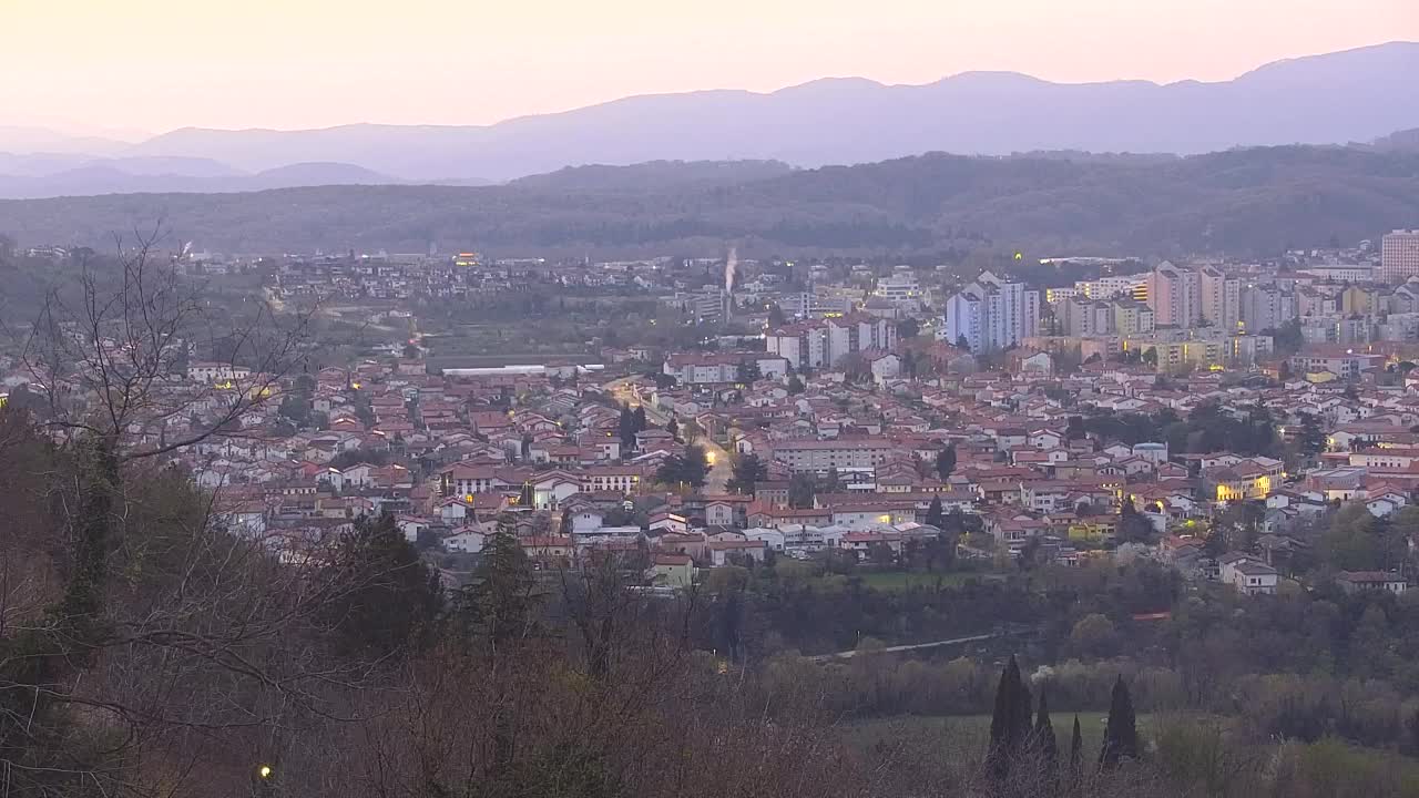 Borderless webcam of Nova Gorica and Gorizia