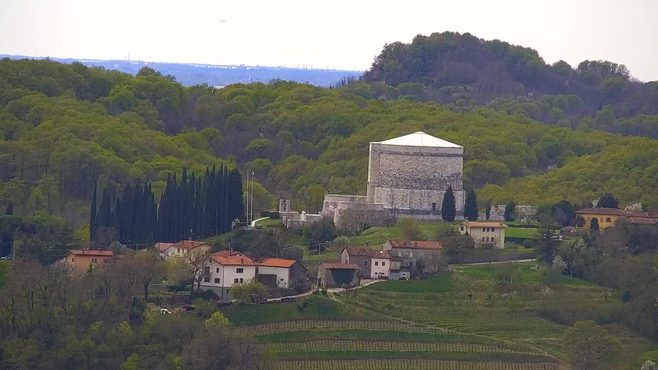 Borderless webcam of Nova Gorica and Gorizia
