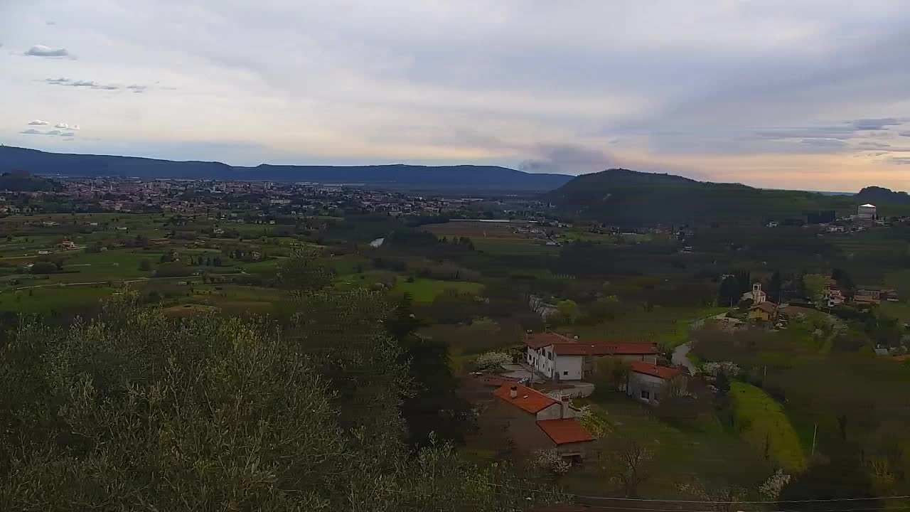 Borderless webcam of Nova Gorica and Gorizia