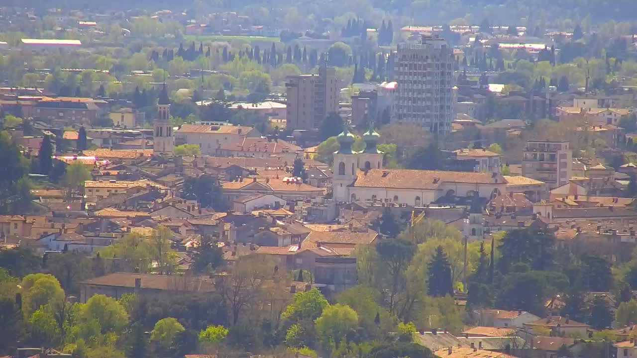 Brezmejna spletna kamera Nova Gorica in Gorica!