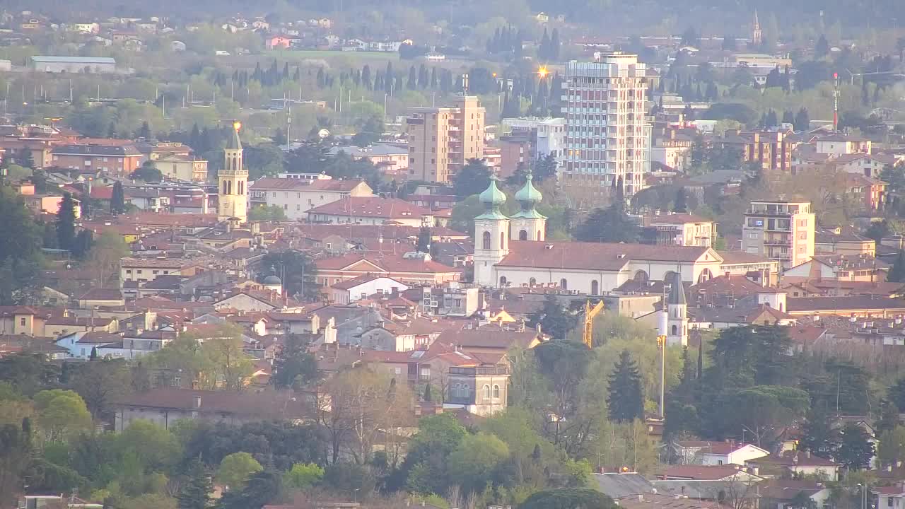 Borderless webcam of Nova Gorica and Gorizia