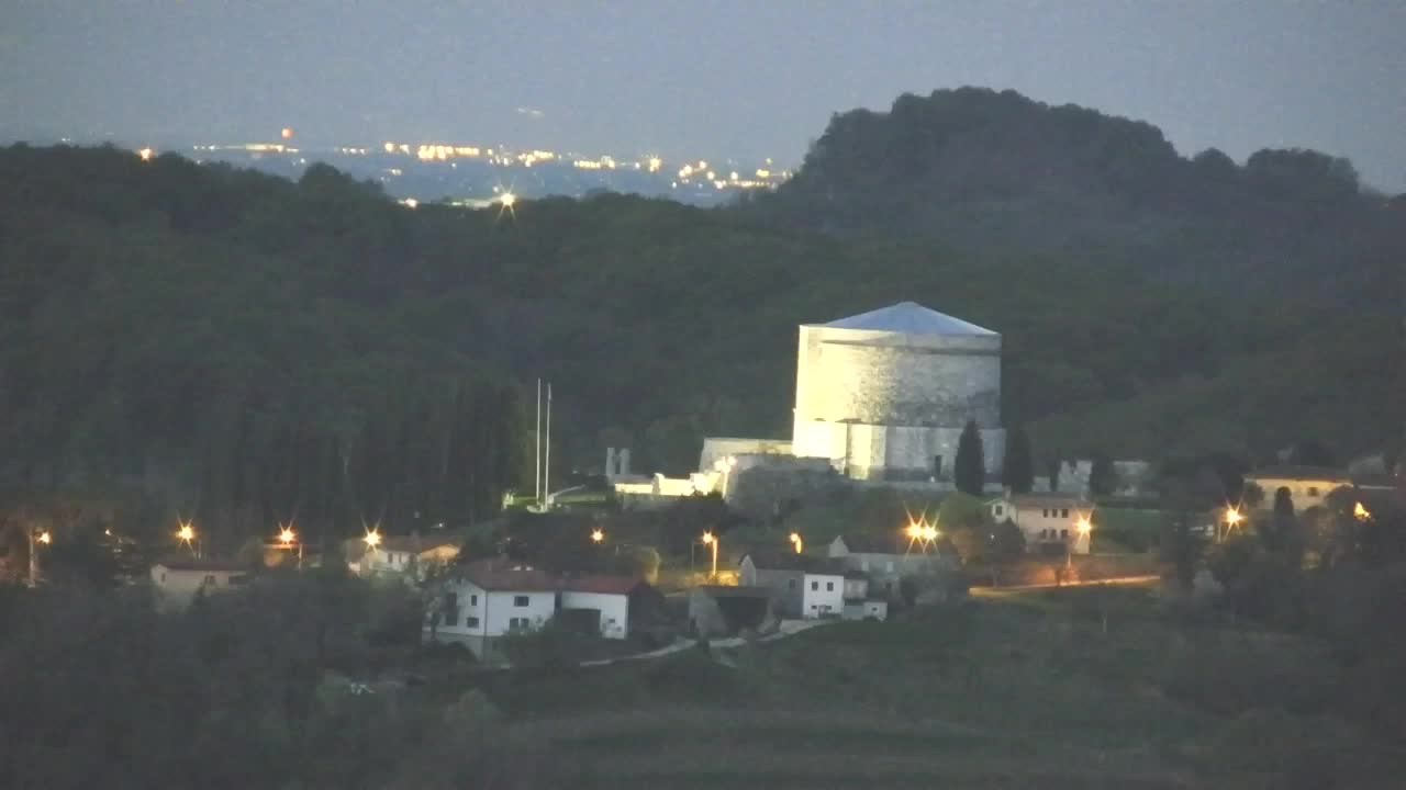 Borderless webcam of Nova Gorica and Gorizia