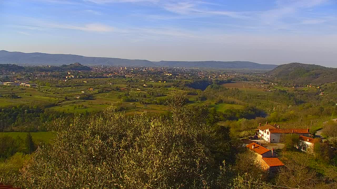 Scopri la Webcam Senza Confini tra Nova Gorica e Gorizia!