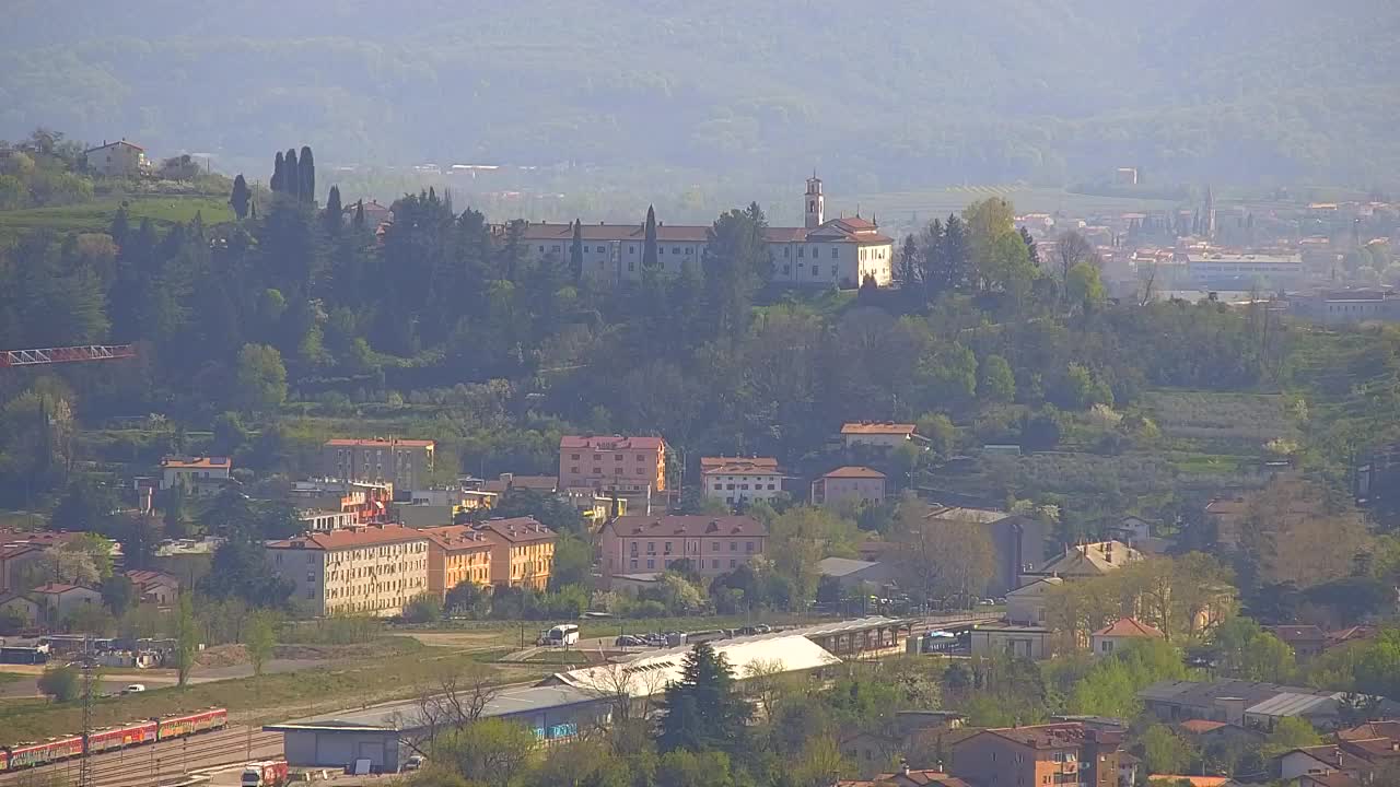 Borderless webcam of Nova Gorica and Gorizia