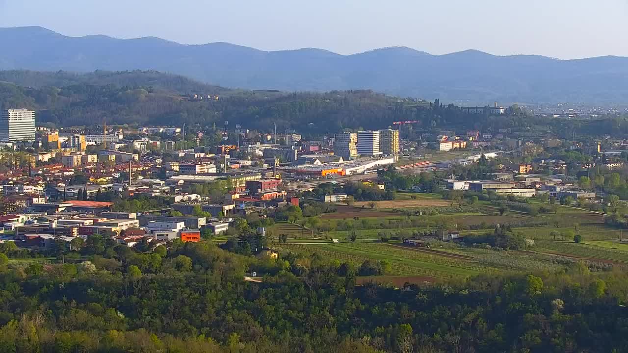Grenzenlose Webcam: Nova Gorica und Gorizia / Görz live erleben!