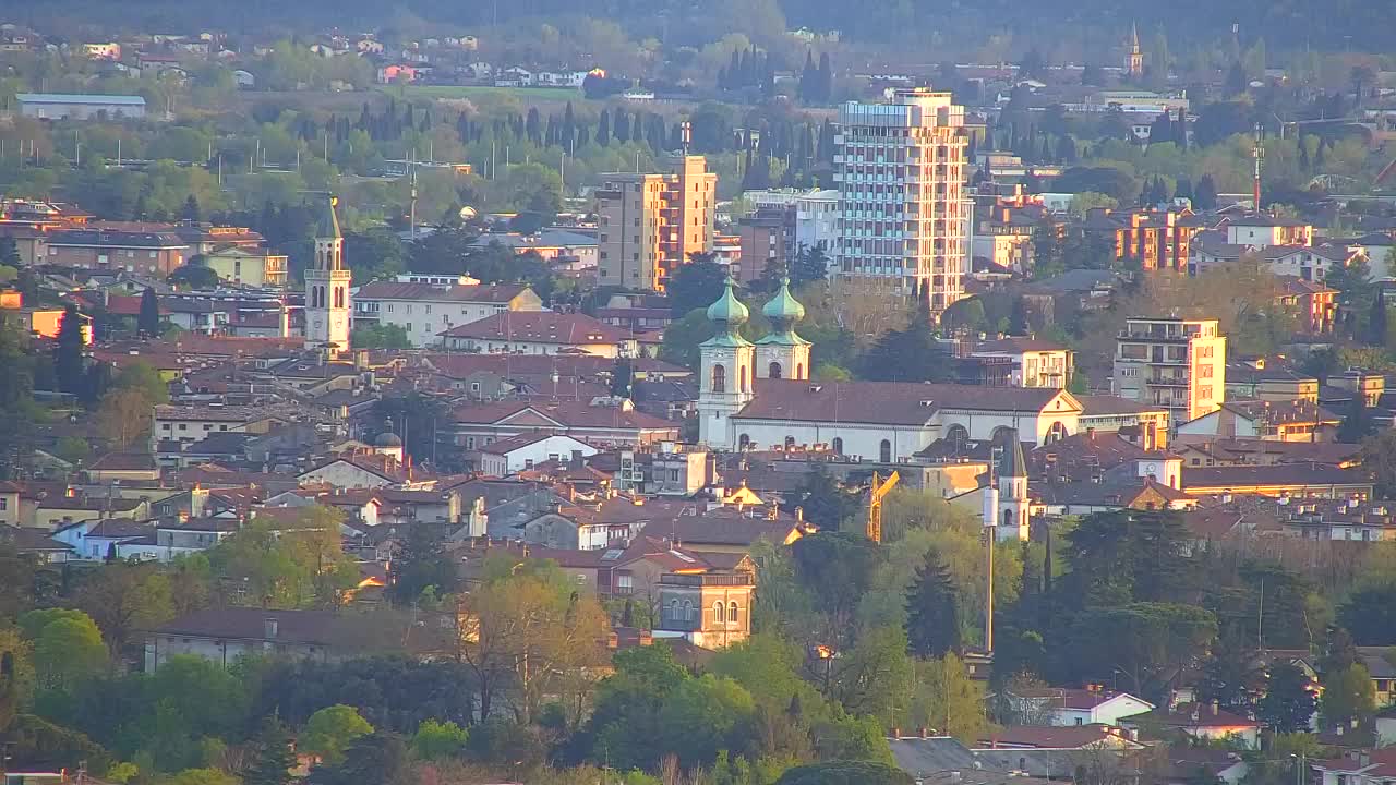 Borderless webcam of Nova Gorica and Gorizia