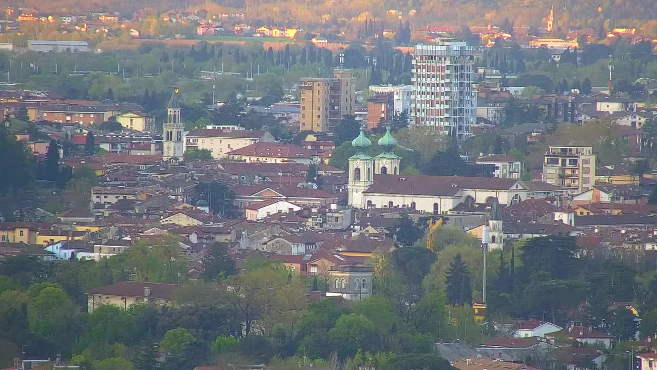 Borderless webcam of Nova Gorica and Gorizia